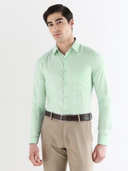 Subtract - Men Green Slim Fit Cotton Rich Solid Formal Shirt