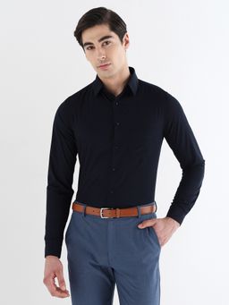 Subtract - Men Navy Blue Slim Fit Extra Soft Solid Formal Shirt