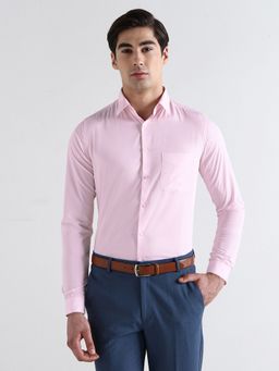 Subtract - Men Pink Slim Fit Extra Soft Solid Formal Shirt