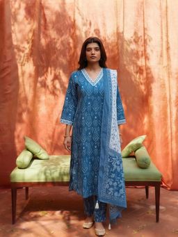MAAND - Womens Cotton Blend Straight Kurta And Pant With Dupatta