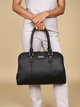 Toteteca - Black Solid Pu Shoulder Bag