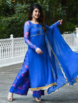 Urbanstree - Mughal E Azam Suit (Set of 3)