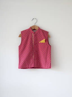 Love the world today - Kumkum Magenta Polka Cotton Bandi Jacket