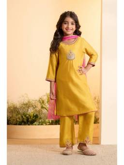 Biba - Girls Polyester Straight Festive Kurta Pant With Dupatta