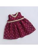 Maroon color option, Currently selected