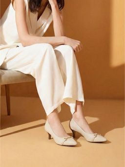 MODARE - Women Cream Pointed Toe Pumps