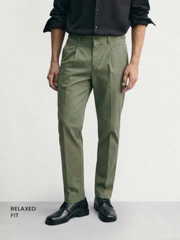 The Indian Garage Co - Men Relaxed Fit Solid Mid-Rise Olive Trouser