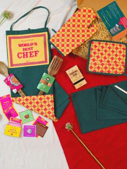 Indigifts - Mummy da Dhaba-Spoons, Apron, Glove, Server, Towel, Flash Cards, MobileStand
