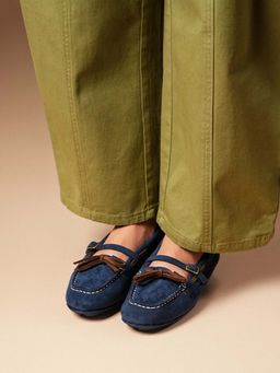 Theater - Women Cecilia Navy Blue Boat Shoes