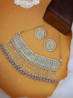 I Jewels - Grey Gold Plated Traditional Kundan and Pearl Choker Necklace Set