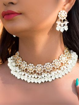 I Jewels - White Gold Plated Traditional Kundan and Pearl Choker Necklace Set