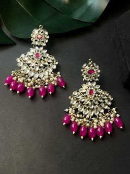 I Jewels - Gold Plated Traditional Kundan Pearl Chandbali Earrings -E3160Q