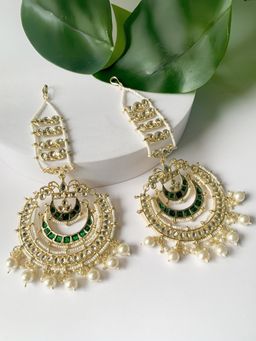 I Jewels - Gold Plated Traditional Kundan Hanging Pearl Earrings Attachable Ear Chain -E3161G