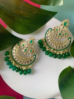 I Jewels - Gold Plated Traditional Handcrafted Pearl Kundan Beaded Chandbali Earrings -E3030G