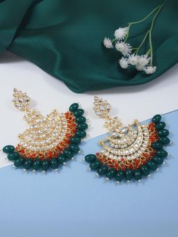 I Jewels - Green Red Gold Plated Traditional Kundan Pearl Chandbali Earrings -E3102G
