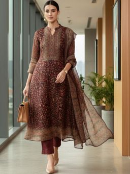 LAASYNA - Women Ethnic Motifs Printed Regular Chanderi Silk Kurta With Pant & Dupatta