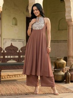 LAASYNA - Floral Embroidered Panelled Silk Georgette Anarkali Kurta With Pant