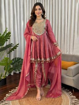 Mirraw - Pink Art Silk Thread Embroidery Kurta With Dhoti & Dupatta