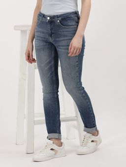 Calvin Klein - Medium-Wash Skinny Fit Mid Rise Blue Jeans