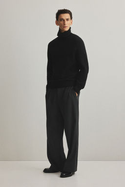 H&M - Men Black Regular Fit Wool Jumper