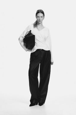 H&M - Women Beige Knitted V-Neck Top