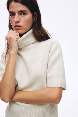H&M - Women White Knitted Polo-Neck Top