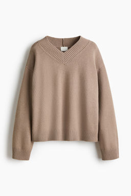 H&M - Women Beige V-Neck Jumper