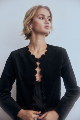 H&M - Women Black Scalloped Velvet Jacket