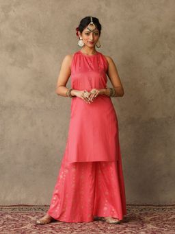 Akiso - Coral Pink Sleeveless Kurta with Embroidery Details with Palazzo (Set of 2)