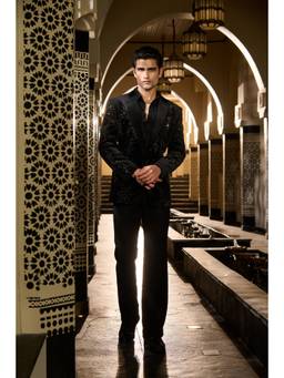 CONTRAST BY PARTH - Zenith Black Jacket with Shirt and Trousers