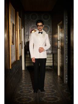 CONTRAST BY PARTH - Ivory Arc Tuxedo Jacket with Shirt Trousers and Bow-Tie