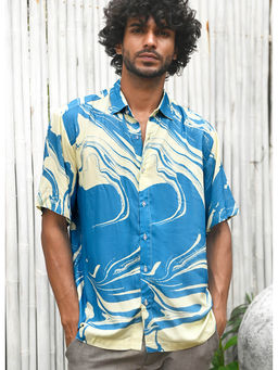 Trove Label - Ocean Splash Abstract Print Resort Shirt In Multicolor Half Sleeves