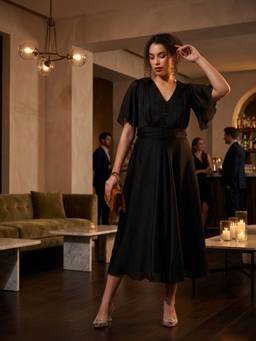 JUSTIN WHYTE - Classy Black Ruched Flared Dress