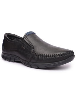 BUCKAROO - Altron New Genuine Leather Black Casual Loafers