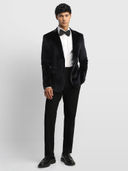 Black color option, Sold out, Currently selected