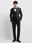 Black color option, Sold out, Currently selected