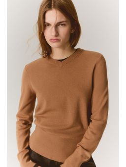 H&M - Women Beige V-Neck Jumper