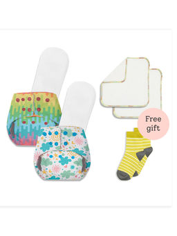 BASIC - Pack Of 2 Freesize Cloth Diapers With Free Pair Of Wipes And Socks For Baby 0-3 Yrs