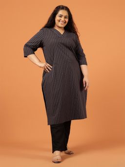 Amydus - Plus Size Black Pinstripe Cotton V Neck Kurta