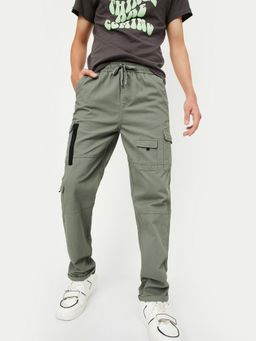 max - Boys Olive Solid Loose Fit Cargo Trousers