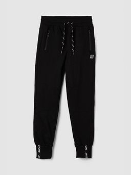 max - Boys Black Solid Joggers