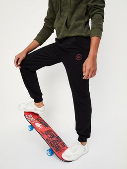 max - Boys Black Solid Elasticated Joggers