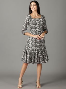SHOWOFF - Womens Printed Square Neck Olive Knee Length Dress