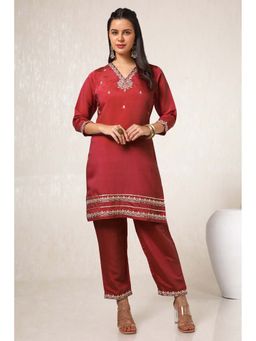 Soch - Women Red Embroidered Kurta with Pant (Set of 2)