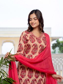 Vaamsi - Women Beige Floral Kurta with Pant and Dupatta (Set of 3)