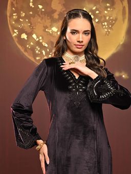 Lakshita - Women Blue Embroidered Kurta with Pant (Set of 2)