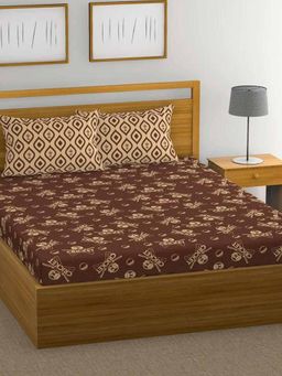 At Home by Nilkamal - 83 Diamond Cotton Double Bedsheet With 2 Pillow Covers (Beige)