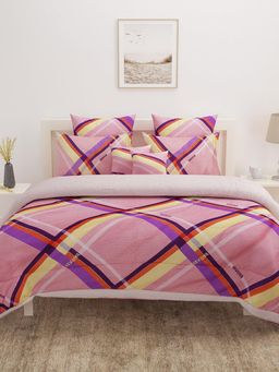 At Home by Nilkamal - Ammara Checkered Polycotton Double Comforter (Pink)