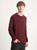 Maroon color option