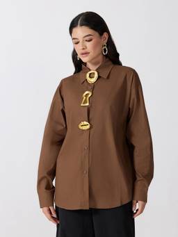 SHOWOFFFF - Women’S Brown Shirt with Brooch